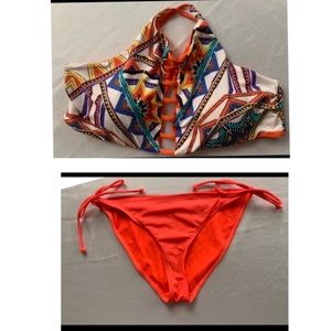 BIKINI TOP & BOTTOM SET
